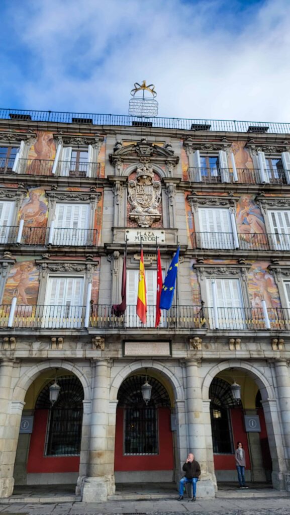 what to see in madrid in 5 days: plaza mayor