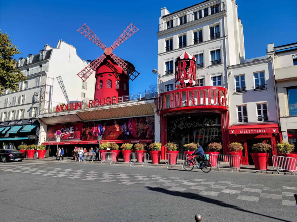 Moulin Rouge in Paris, a must see during any paris solo travel itinerary