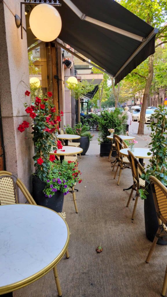 outside seating at cafe ekberg in helsinki