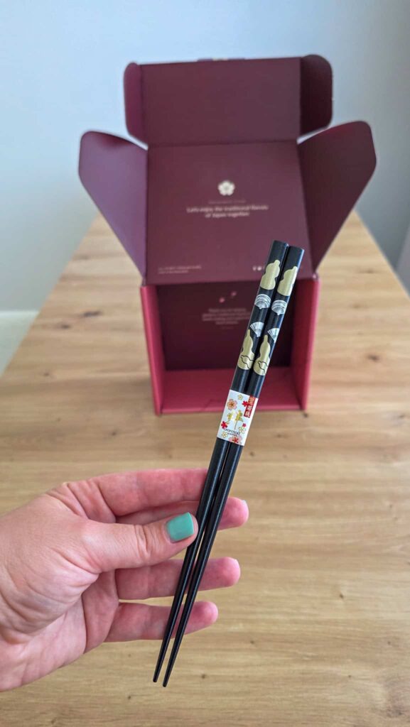 chopsticks received in sakuraco box