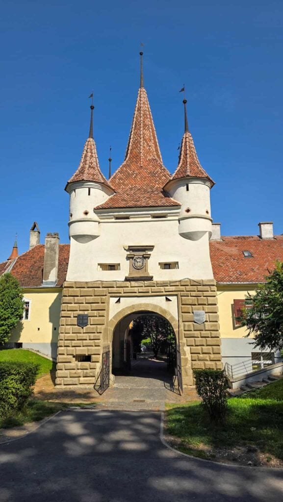 catherine's gate in brasov