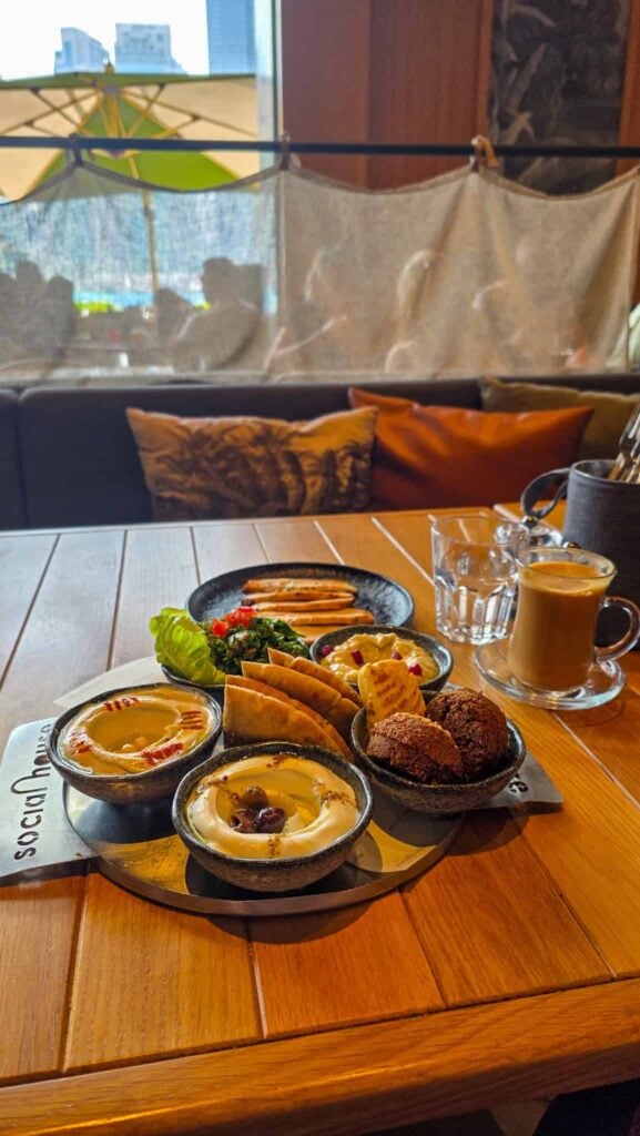 food at social house at dubai mall