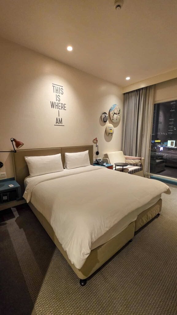 room at rove downtown dubai, one of the hotels with best view of Burj Khalifa