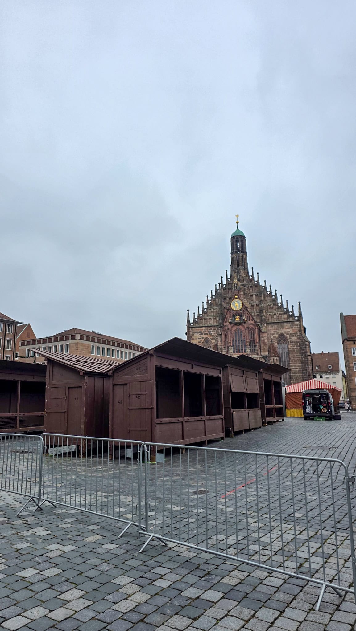 stalls being installed for the nuremberg christmas market