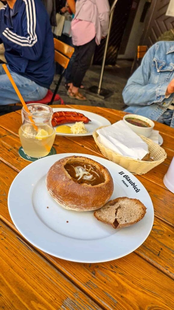 food at u glaubicu restaurant in prague