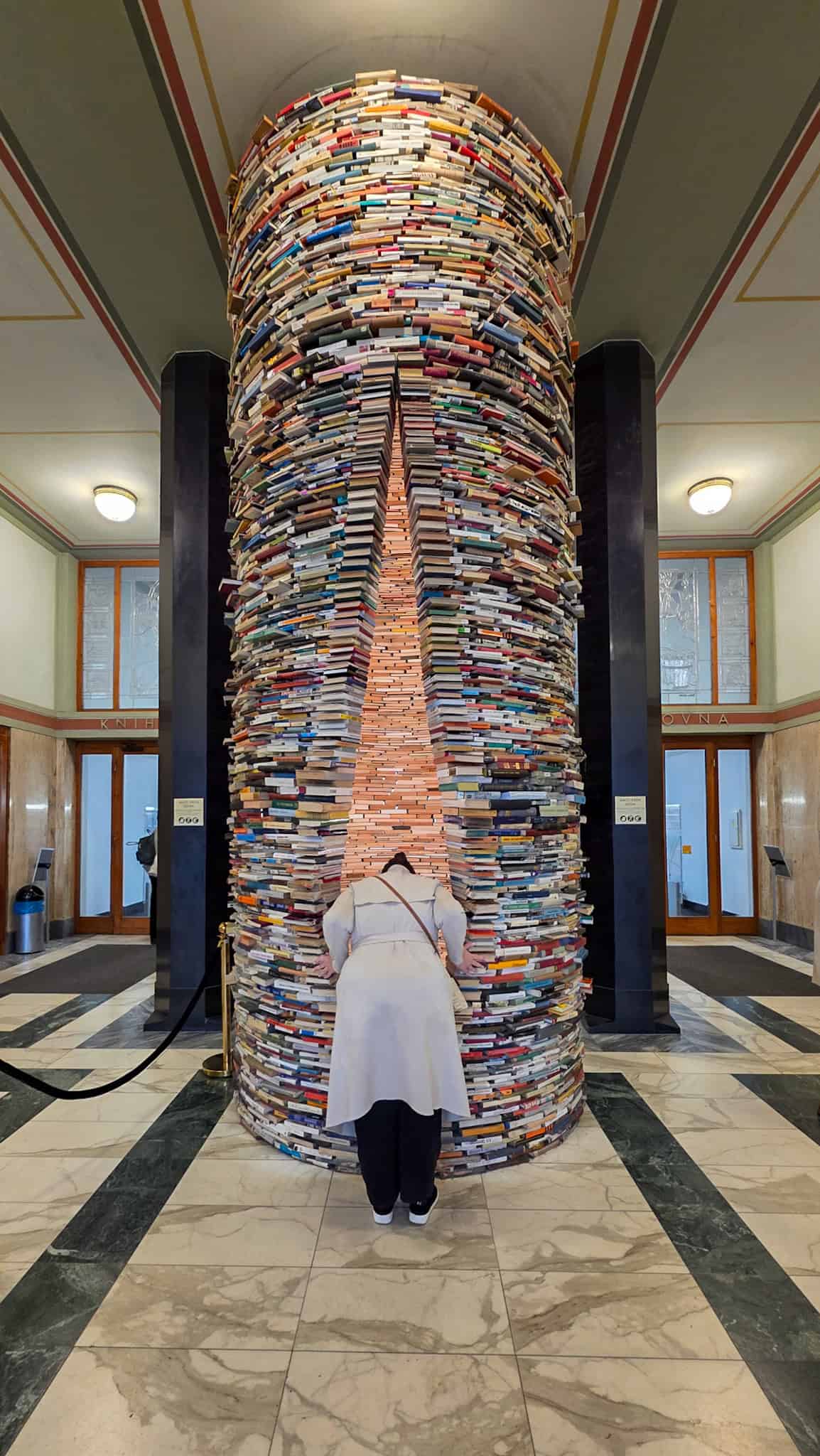 Infinity book tower Prague: is it worth visiting?