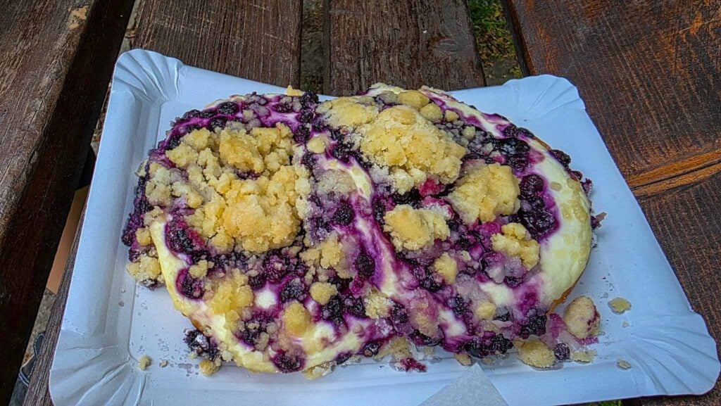 blueberry kolache at kus kolache in prague