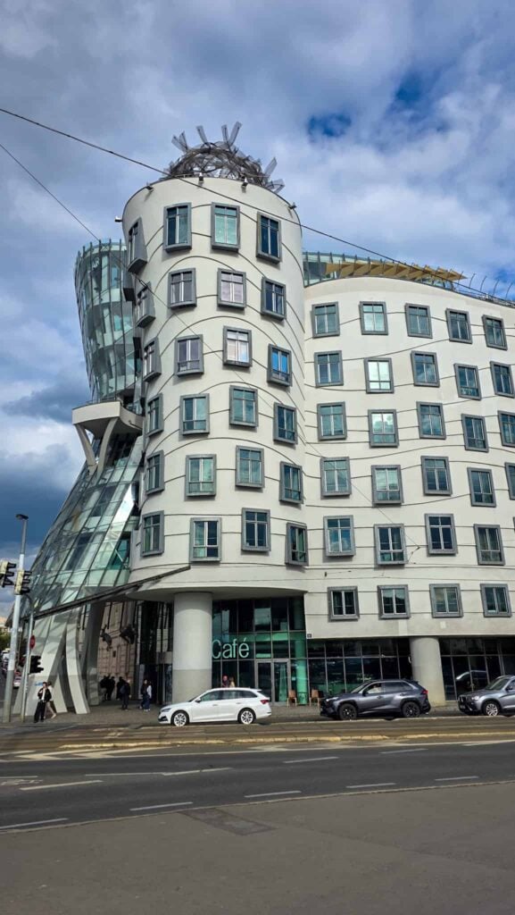 dancing house in prague