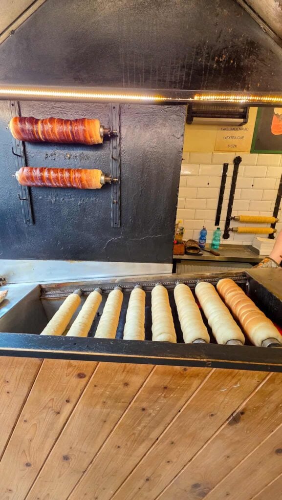 trdelnik cooking in prague