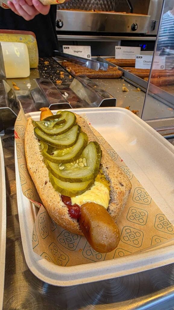 hotdog from DØP – Den Økologiske Pølsemand