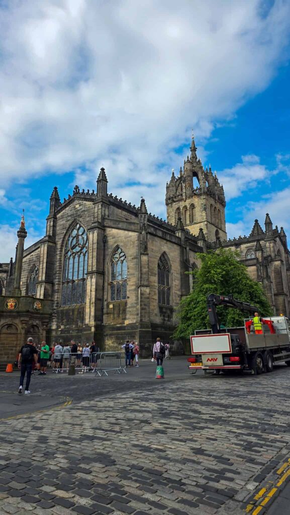 st giles' cathedral in edinburgh