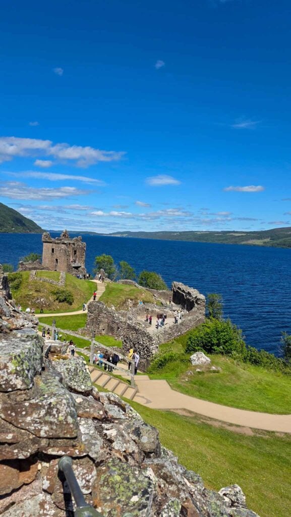 urquhart castle and loch ness